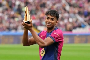 这球员的弹跳太夸张了