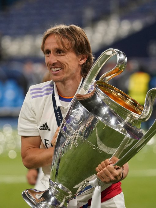 孔蒂：上赛季我们的夺冠出乎意料，这赛季的目标是全力卫冕