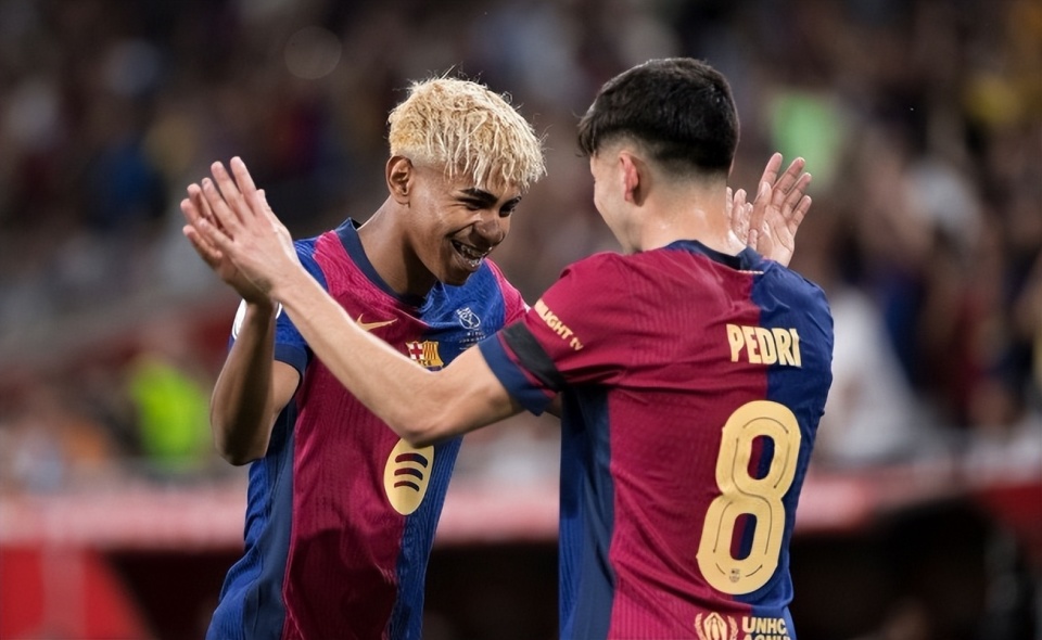 英超第14轮： 范戴克失误致丢球维尔茨造乌龙 利物浦1-1桑德兰