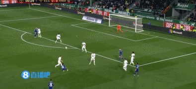 前锋连续三场进球，状态巅峰